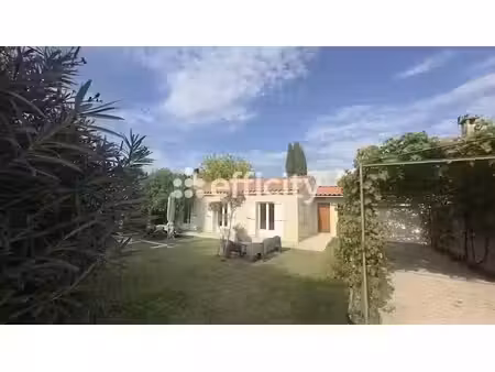 vente villa 5 pièces 120 m² à caumont-sur-durance (84510)  357 000 €