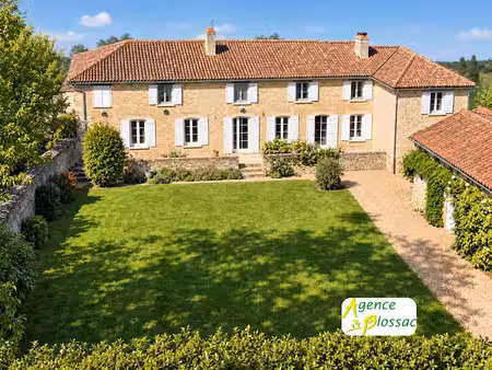 vente maison 8 pièces 242 m² à massognes (86170)  327 500 €