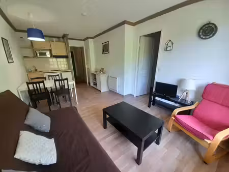 super-besse  appartement t2 avec terrasse