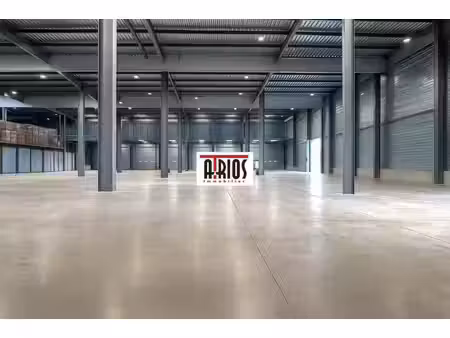 location local commercial