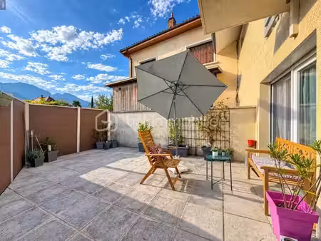 vente maison 4 pièces 87 m² à crolles (38920)  339 000 €