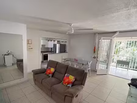 location appartement 2 pièces  45.95m²  fort