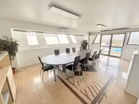 location bureaux morainvilliers 78630 90m² à 240m²