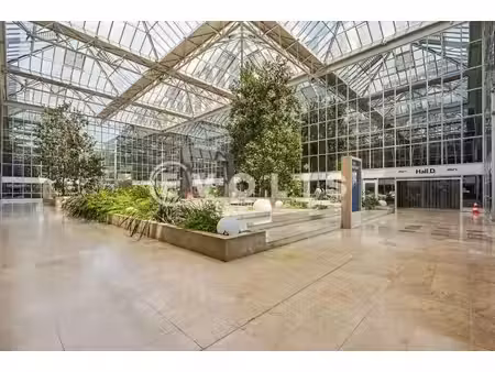 location bureaux 247m² à 2492m²