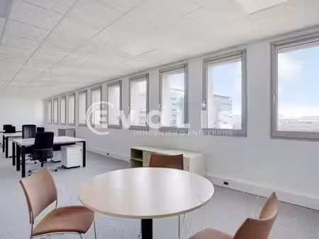 location bureaux 87m² à 386m²