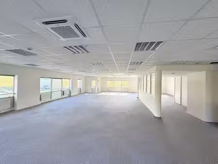 location bureaux guyancourt 78280 235m² à 987m²