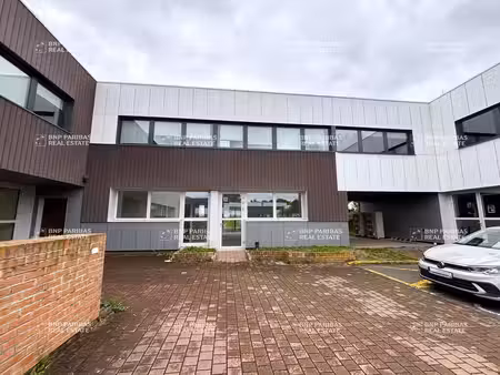 location bureaux 124m²