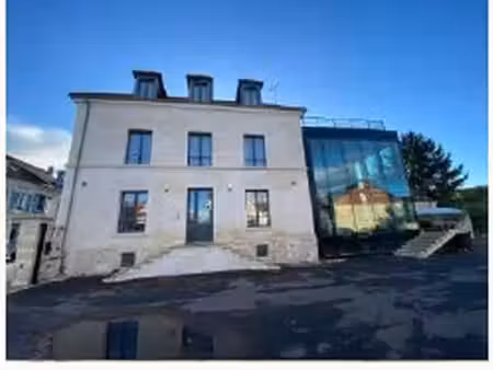 location bureaux 281m²