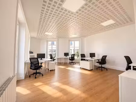 location bureaux 65m²