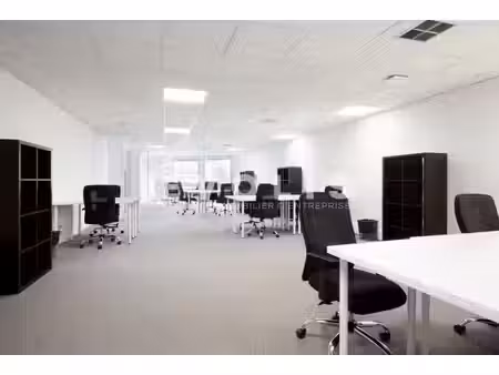 location bureaux paris 75014 12m² à 155m²