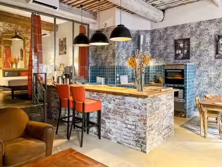 vente appartement esprit loft à marseillan proche du port