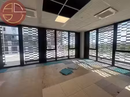 vente locaux professionnels 176 m² à labège (31670)  517 734 €