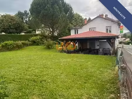 vente locaux professionnels 12 pièces à firmi (12300)  76 000 €