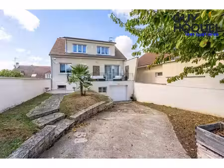 maison individuelle de 120 m² sur sous-sol total