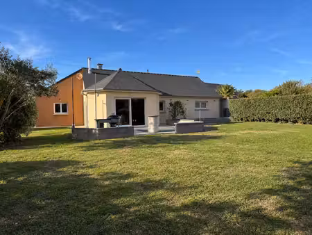 maison de plain pied 5 chambres  155 m² habitables  1 440 m² de terrain