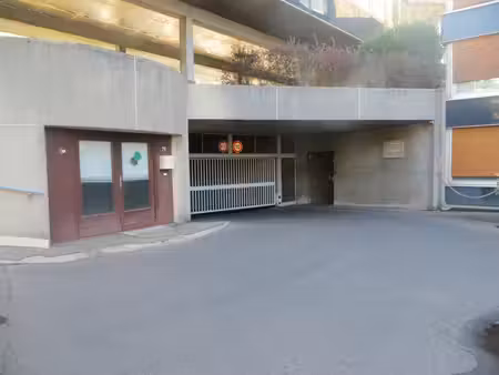 dijon quartier gare victor hugo rue de talant garage en sous so