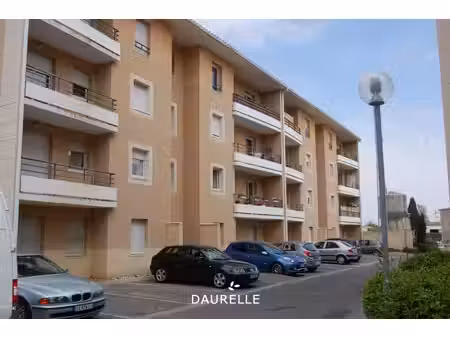 location appartement 2 pièces 48m² chateaurenard 13160