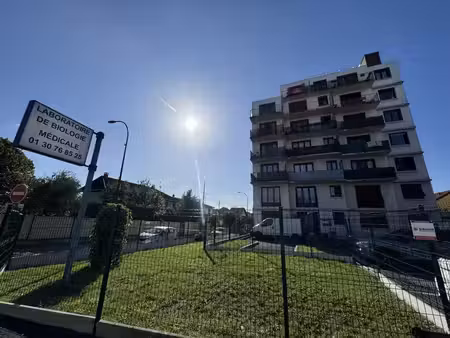 location bureaux bezons 95870 150m²