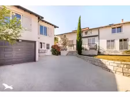 vente maison 5 pièces 151 m² à saint-priest (69800)  598 000 €