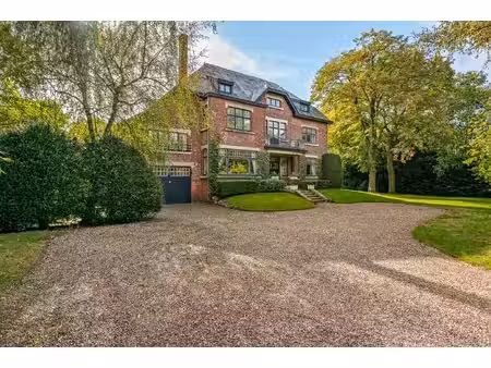 huis te koop in mol met 8 slaapkamers