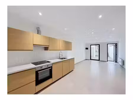 maison à vendre avec terrasse et 3 chambres   woluwe-saint-pierre (vbe77735)
