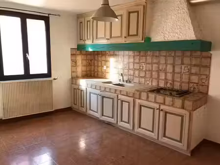 a louer ollioules centre ville - appartement 2 pièces 42 m2
