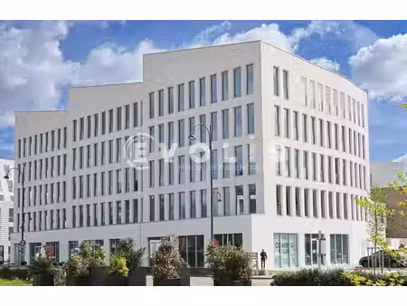 location bureaux 321m²