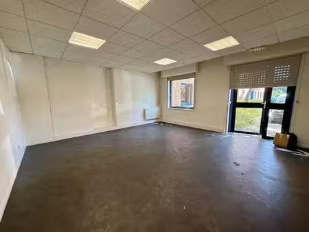 location commerce evry courcouronnes 91080 86m²