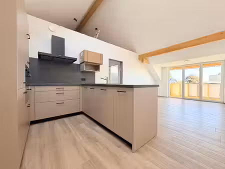 94 m2 de confort - luminosité - 2 chambres - peb a