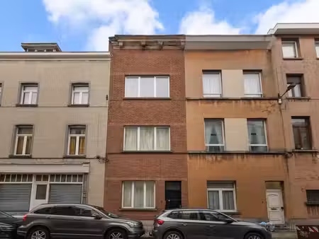 ixelles – fernand coq / flagey : immeuble à rénover bon prix
