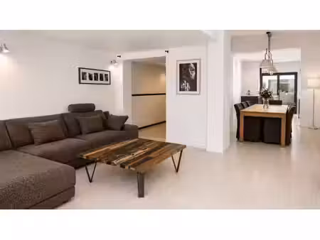 ulb – maison 2 ch  possibilité 4 – terrasse et jardinet