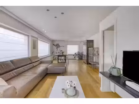 bungalow prêt à emménager sur 898m² à vendre à wevelgem !