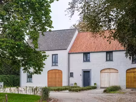 moderne gezinswoning met 3 slaapkamers en zicht op groen ...