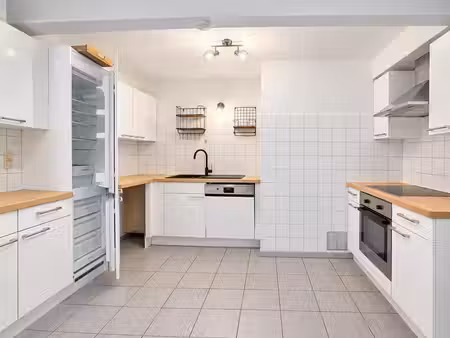 quartier flagey appartement 2 chambres + terrasse + parking