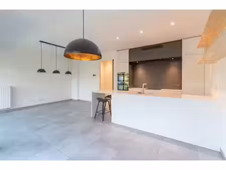 magnifique appartement avec terrasse et empl. de parking