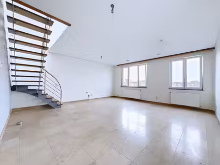superbe duplex 3 chambres avec terrasse !