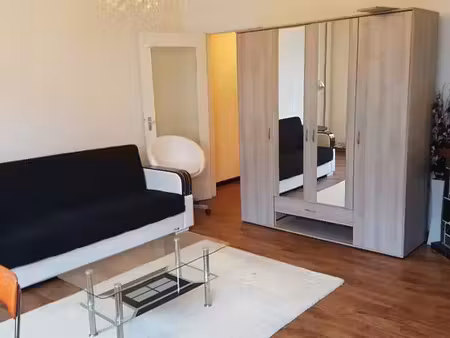 flat 50m² semi-meublé