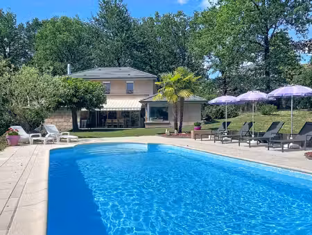 maison de luxe à vendre à brive-la-gaillarde