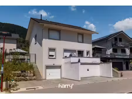 maison de luxe à vendre à jougne
