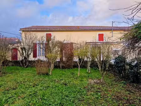 maison à vendre 3 pièces tonnay boutonne proche (17)