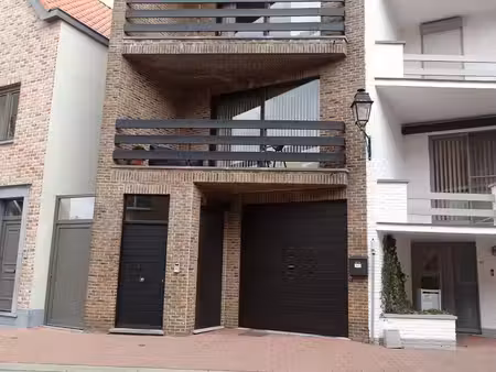 huis te koop in knokke-heist met 2 slaapkamers