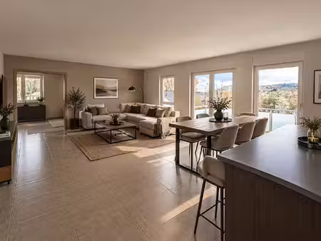 oeting bel appartement 4 pièces avec balcon et vue dégagée