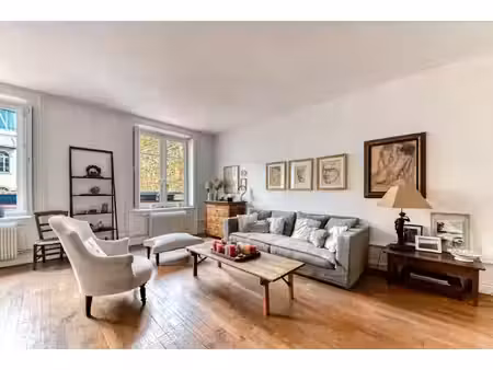 lyon 2 quartier d’ainay - 110 m2 : un lieu de caractère à vi