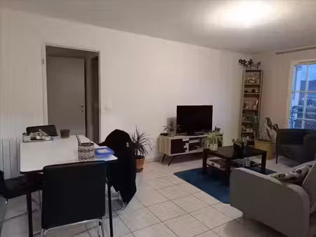 pont du château 48m² f2 avec parking