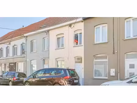 maison à louer à roeselare pour € 850 avec 2 chambres à coucher