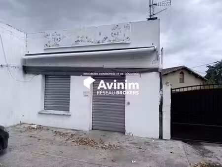 location commerce grenade 31330 75m²