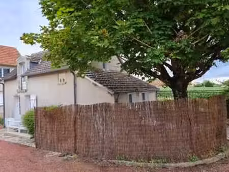 location maison meublé à saint-sauveur (86100) : à louer meublé / 42m² saint-sauveur
