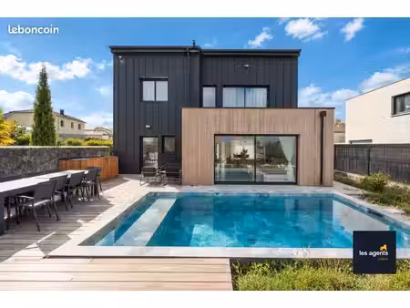 maison 5 pièces 135 m²