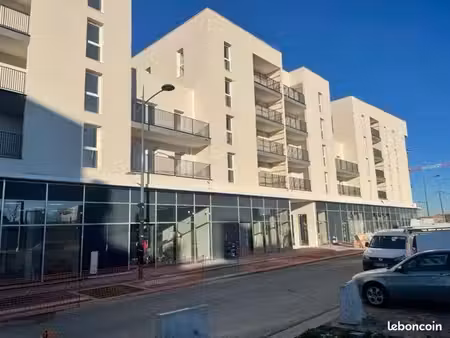 location t3 au coeur du grand parc à bondoufle