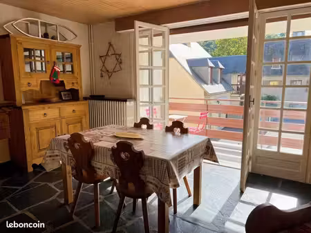 appartement traversant ensoleillé calme garage